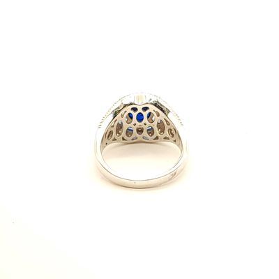 Sterling Silver Blue Stone Art Deco Ring Size: 8