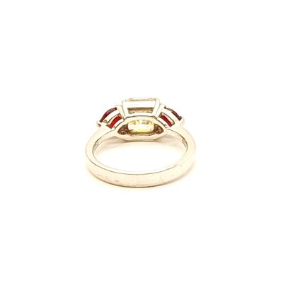 Sterling Silver Clear &amp; Red Three Stone Ring Size: 8