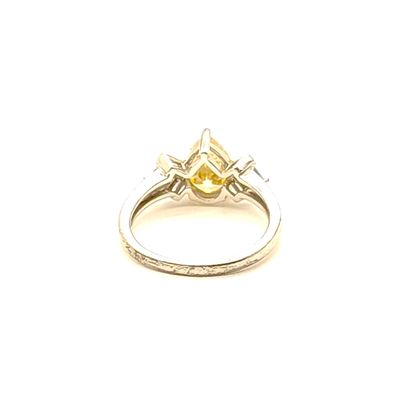 Sterling Silver Yellow Teardrop &amp; Clear Stone Ring Size: 8