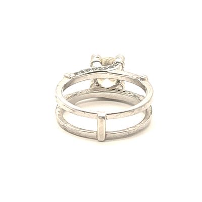 Sterling Silver Clear Stone Double Band Ring Size: 8