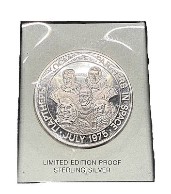 1975 Franklin Mint Apollo-Soyuz Sterling Silver Medal &amp; Stamp Set