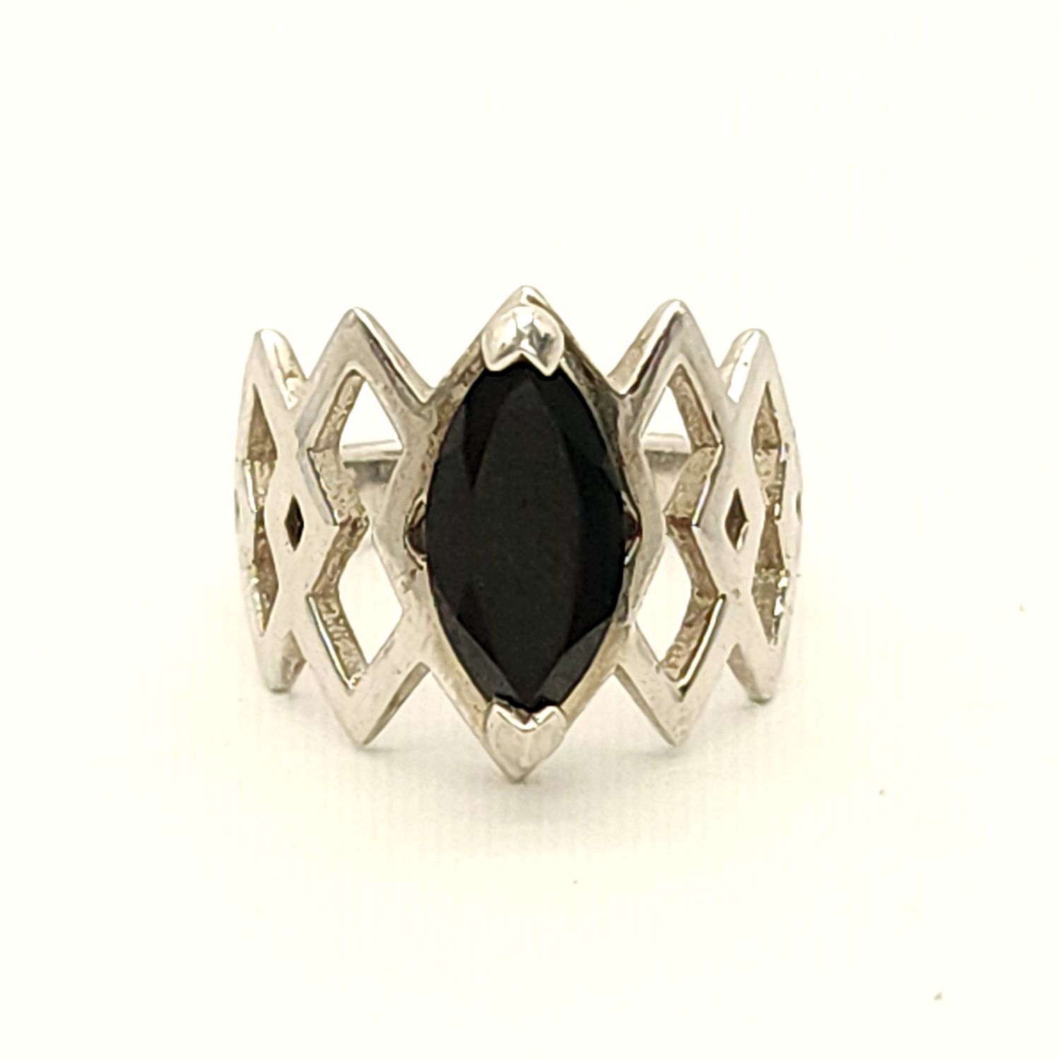 Sterling Silver Art Deco Black Onyx Marquise Ring Size: 8