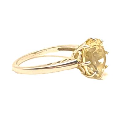 Sterling Silver Light Yellow Stone Solitare- Size: 8