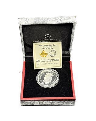 2019 Canada $15 Proof Silver Lunar Lotus Year of the Pig Scalloped Coin RCM w/ Box & COA #6319/15888
