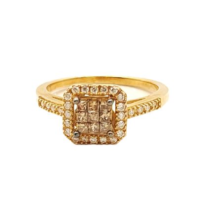 10k Gold Princess Cluster Halo Diamond Ring &amp; Earring Set- Size: 7