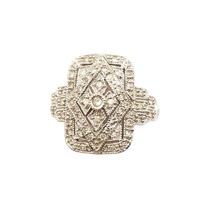 14k White Gold Vintage Design Pave Diamond Ring- Size: 7
