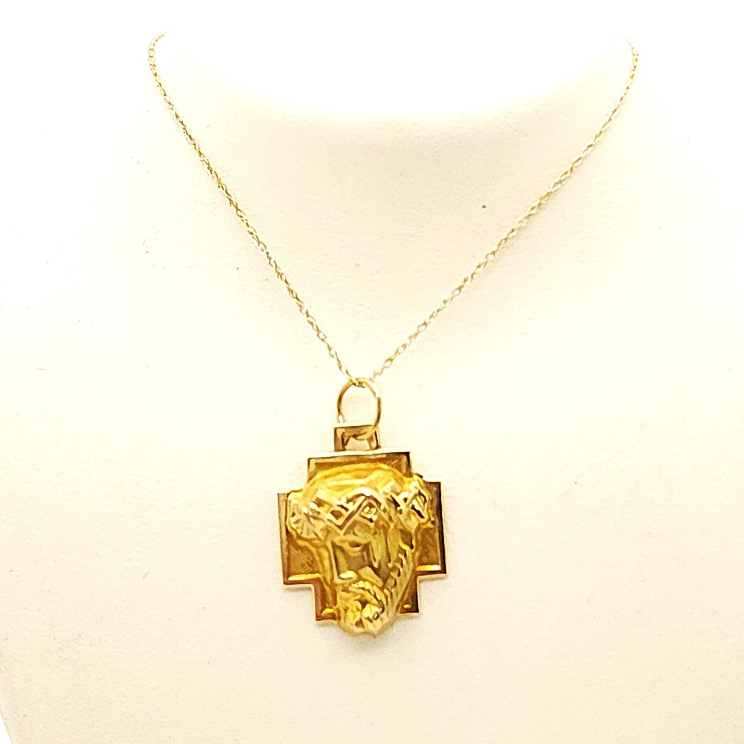 14k Jesus Crown of Thorns Pendant on 14k Gold Chain- Size: 18" X 0.77mm