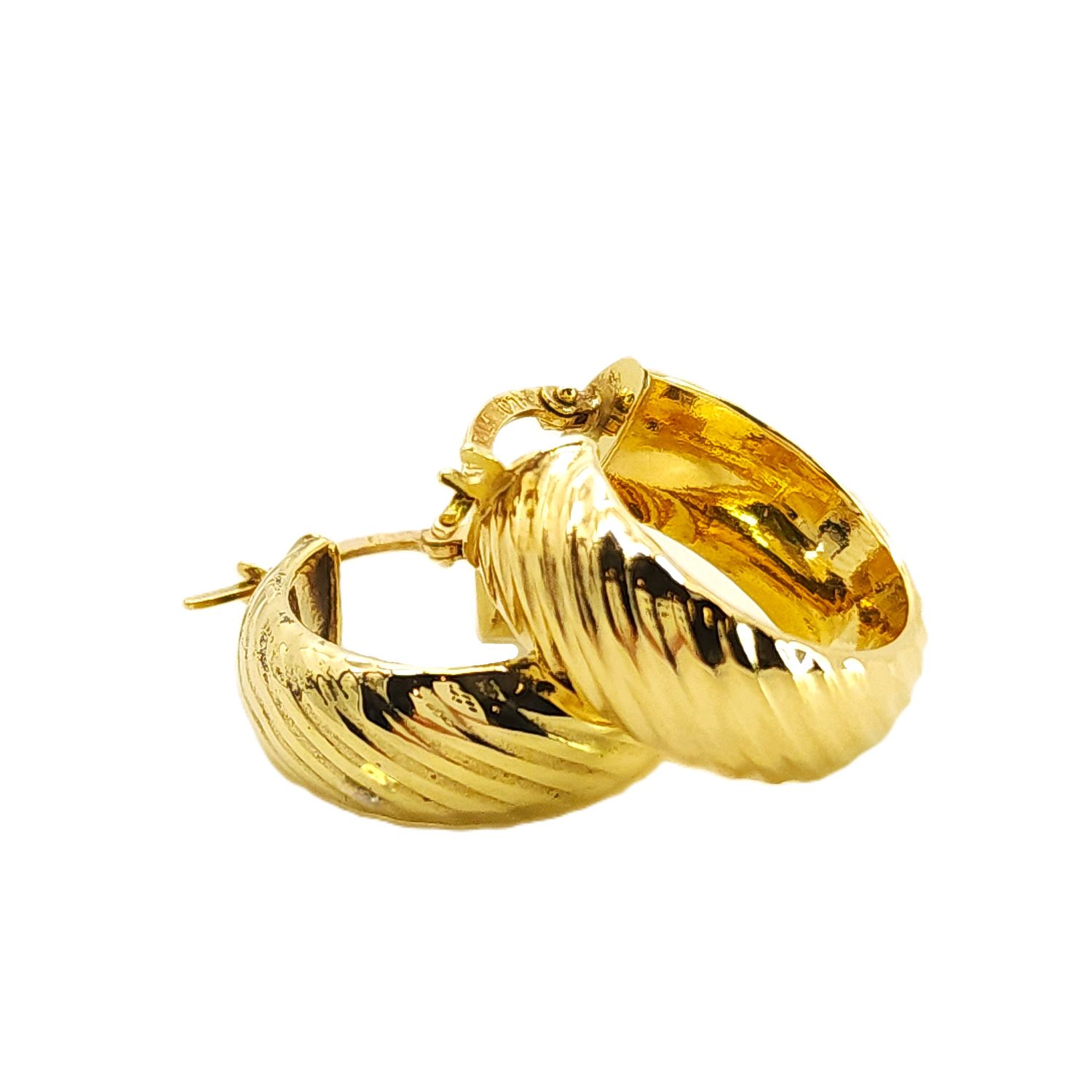 14k Gold Textured Hoop Earring- Size: 21mm X 8mm