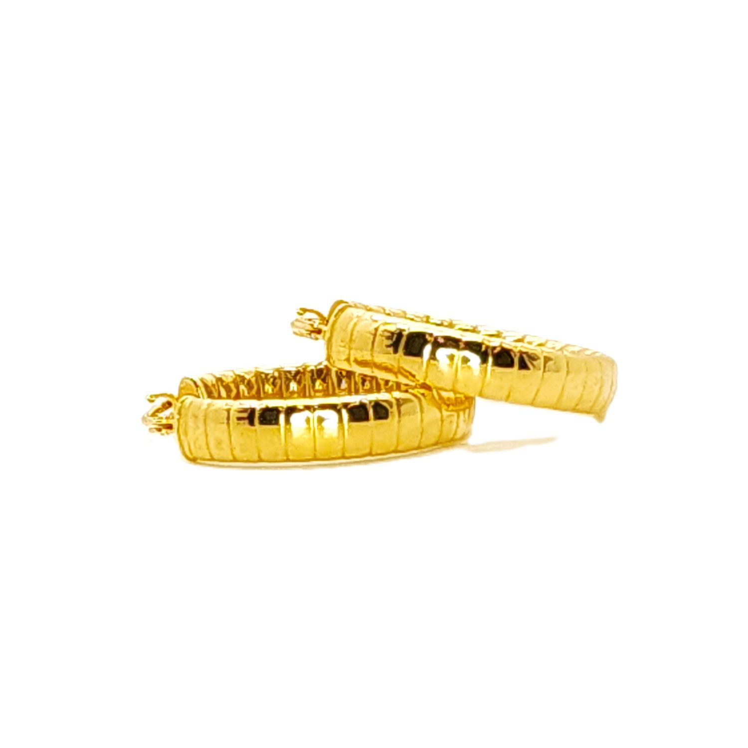 14k Gold Ribbed Hoop Earrings- Size: 7/10"
