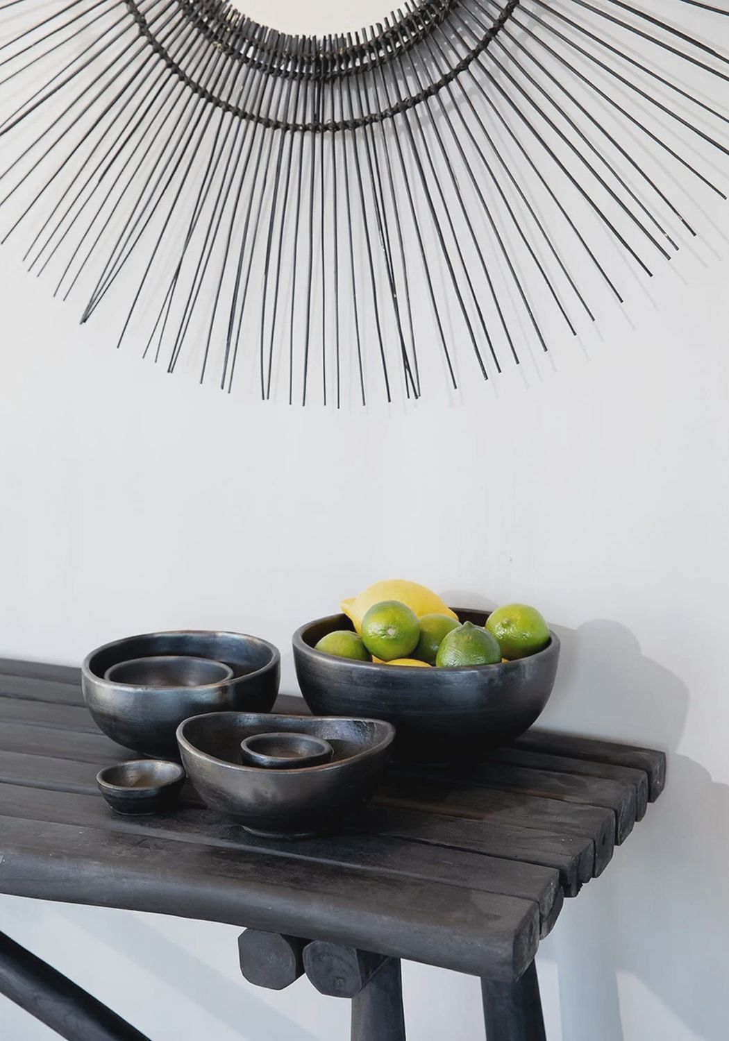 The Burned Curved Bowls - Black