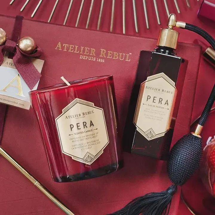 ATELIER REBUL PERA SCENTED CANDLE 210GR NEW FORMULA