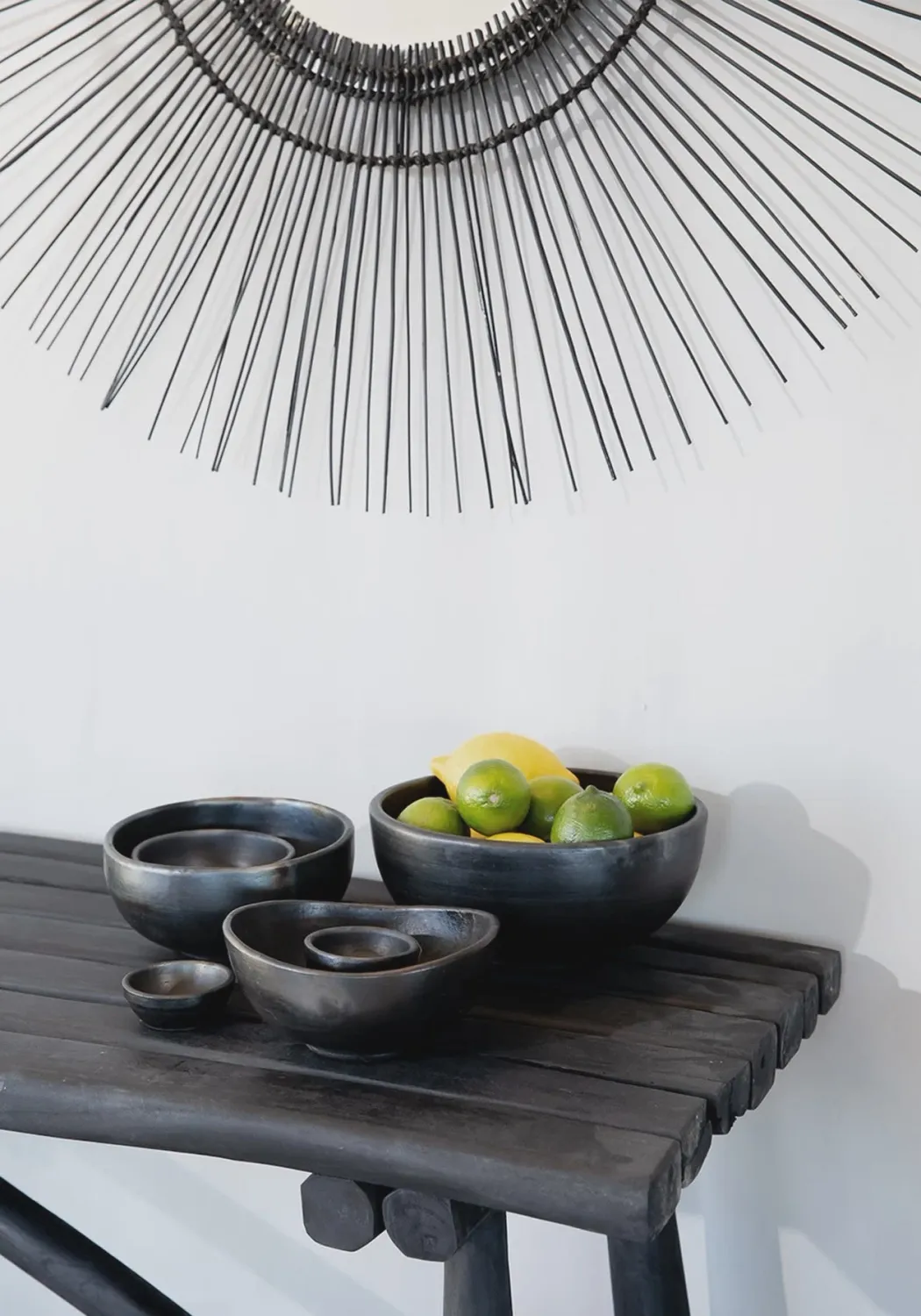 The Burned Curved Bowls - Black