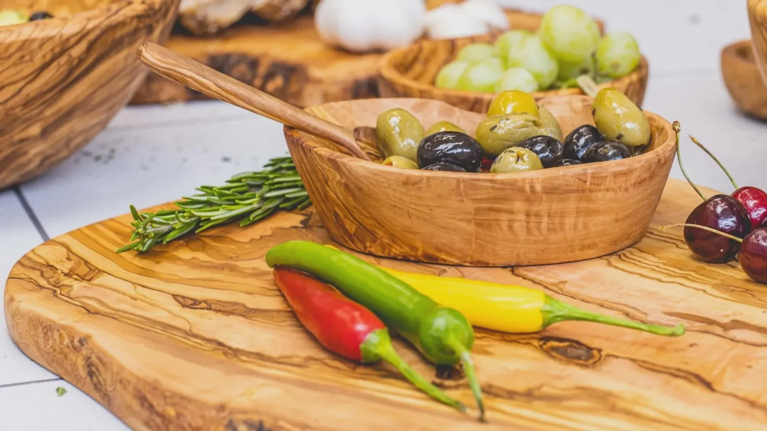 Jay Hill Serveerplank XL Tunea - Olijfhout - 55 - 64 cm