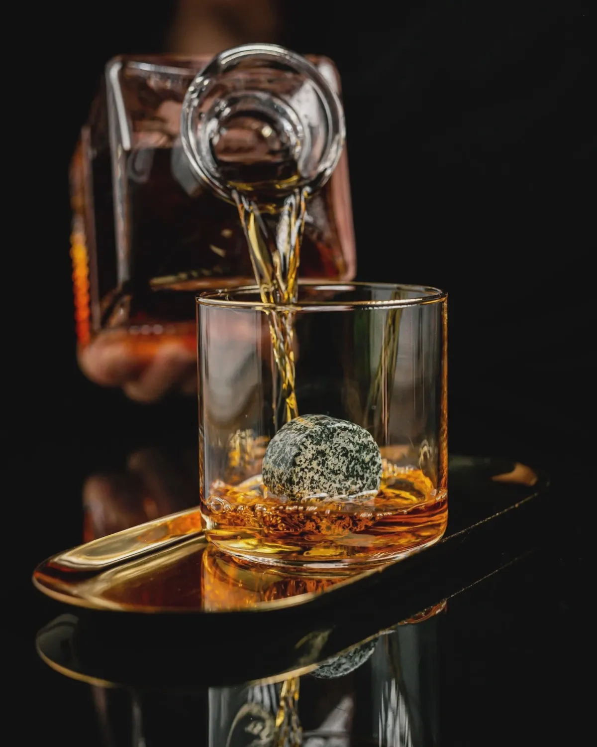 The Gentleman&#39;s Set - Cigar Aficionado