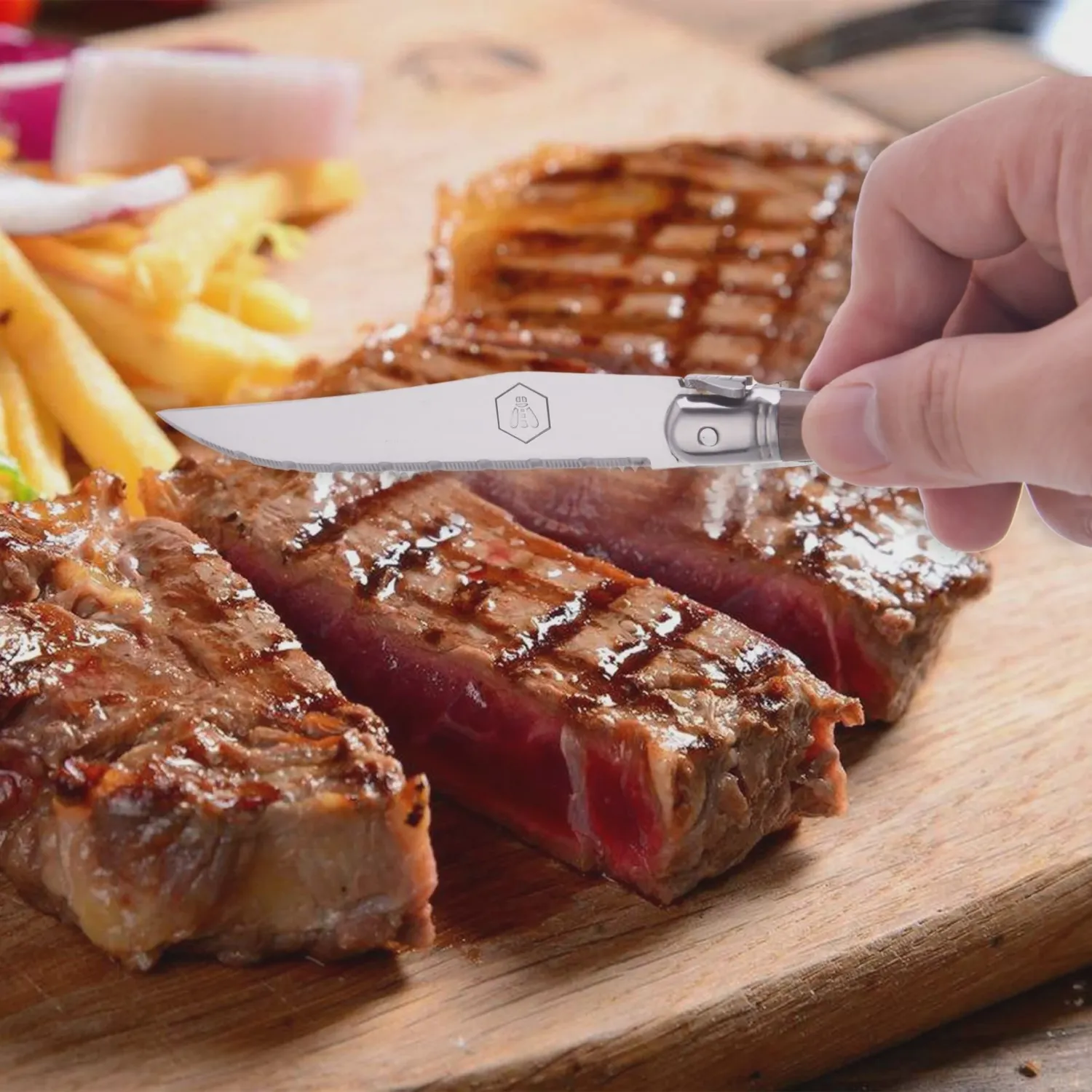 LAGUIOLE  STEAKMESSEN WALNOOTHOUT 6 ST