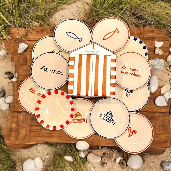 Val Pottery  &quot;Le Coq Sur Mer&quot; Limited Edition 12-Delig Set