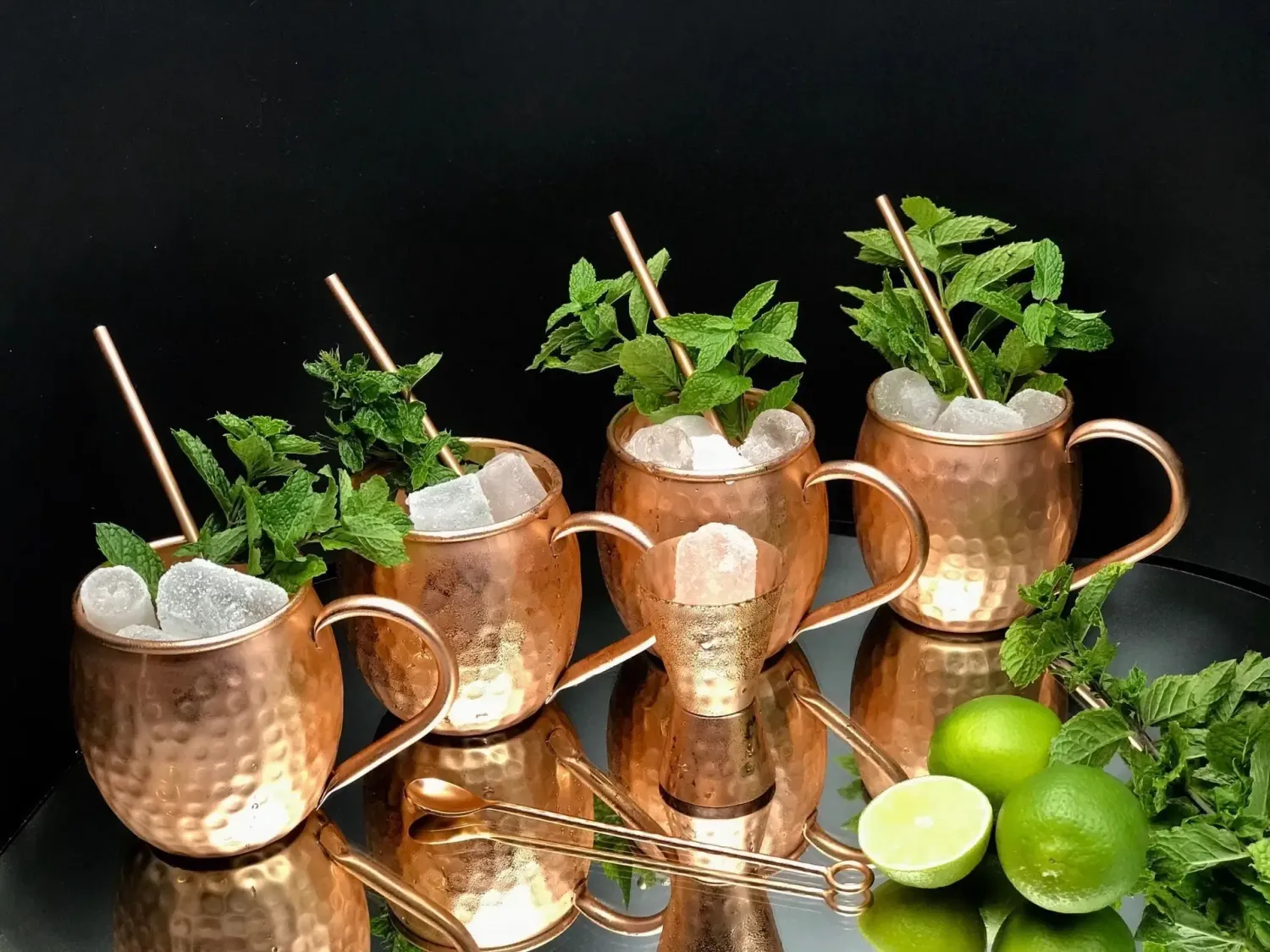 Líon - Moscow Mule Kupferbecher-Set 500ml I (4er-Set) + Zubehör