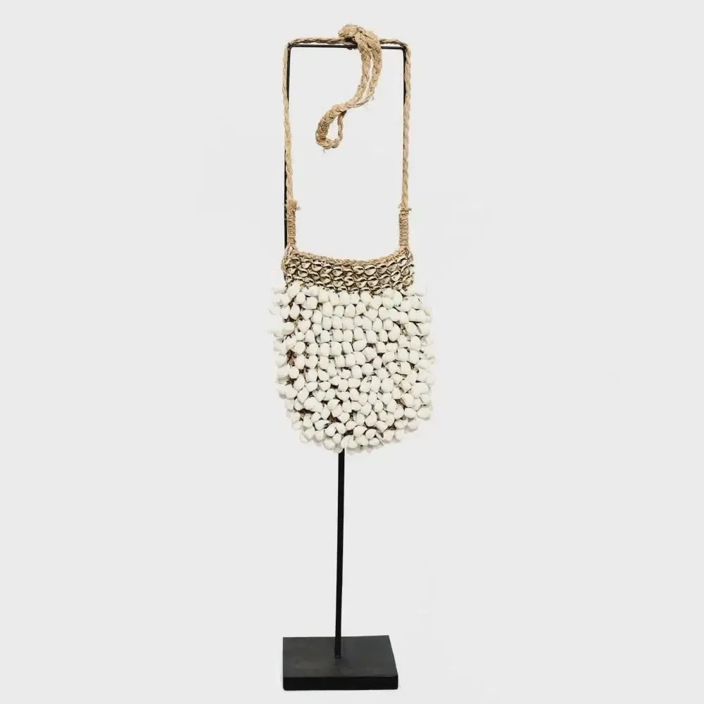 The Shell Purse on Stand - White