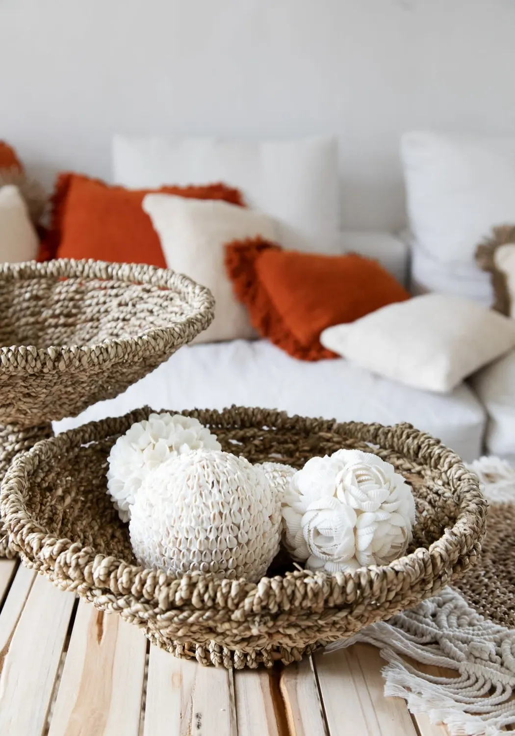 The Flower Shell Ball - White - L
