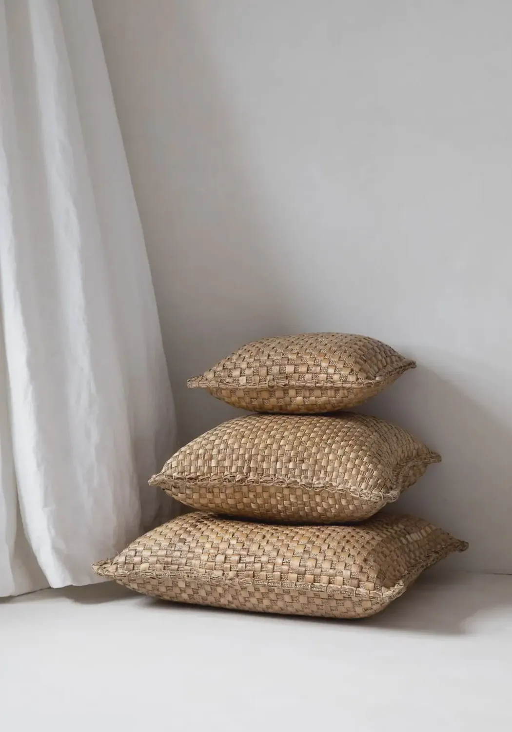 The Hyacinth Cushion - M