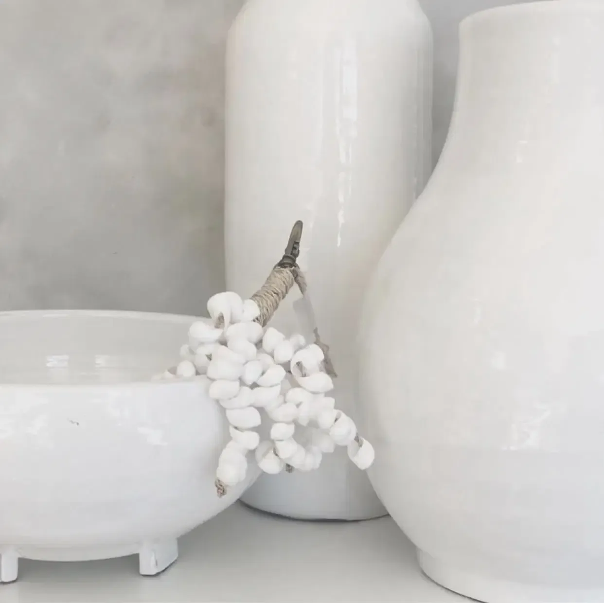 The Kai Shell Keychain - White