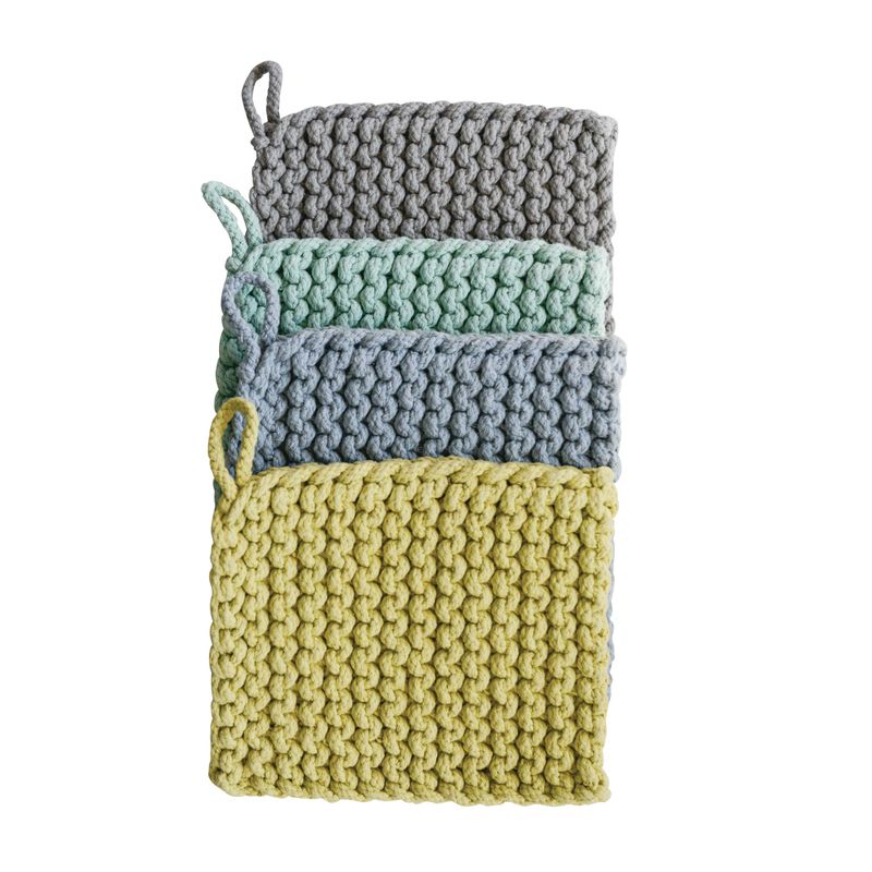 2025  DA8935A CROCHETED POTHOLDER