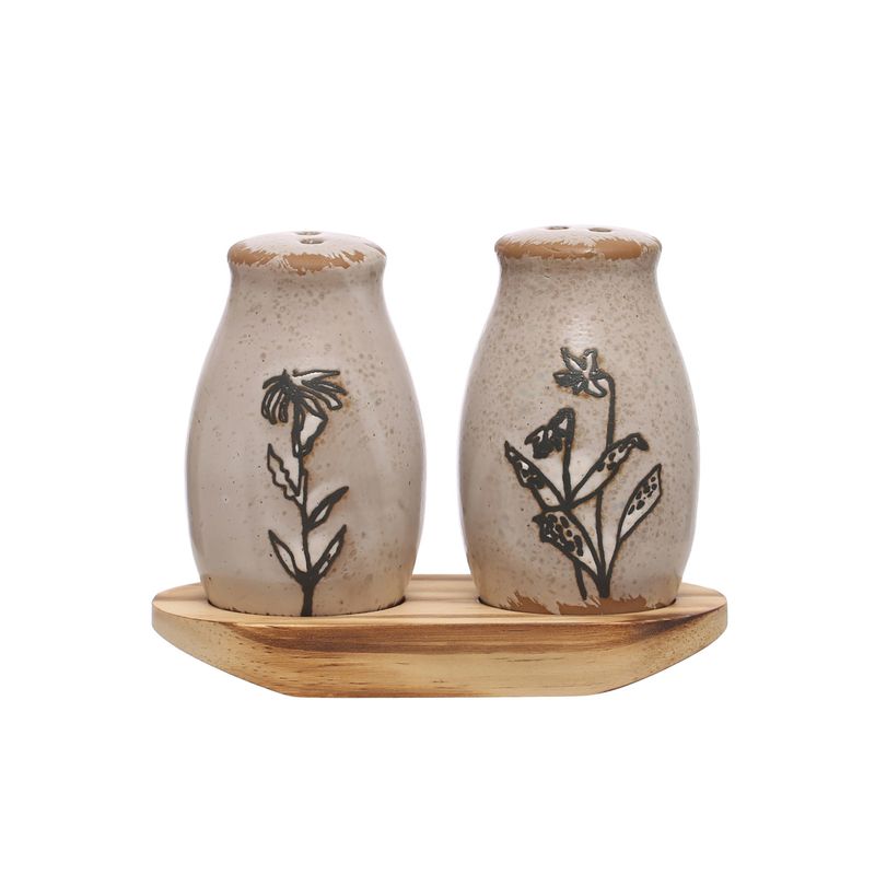 2024 DF8082 STONEWARE SALT &amp; PEPPER SHAKERS W/TRAY