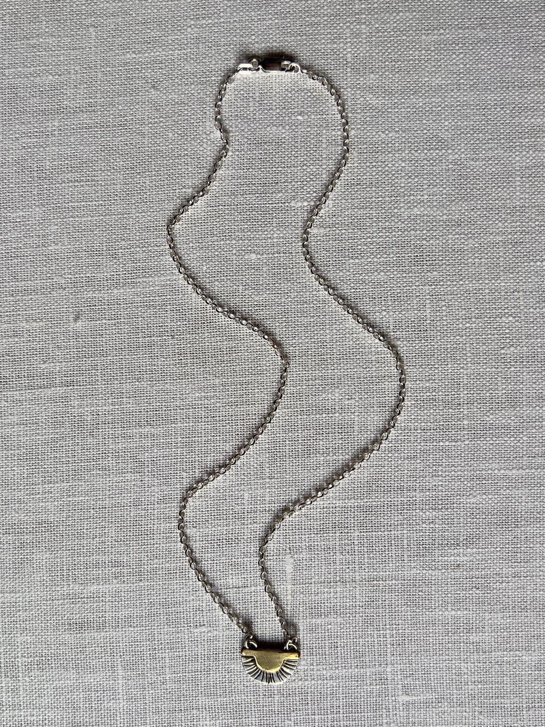 Luz Necklace