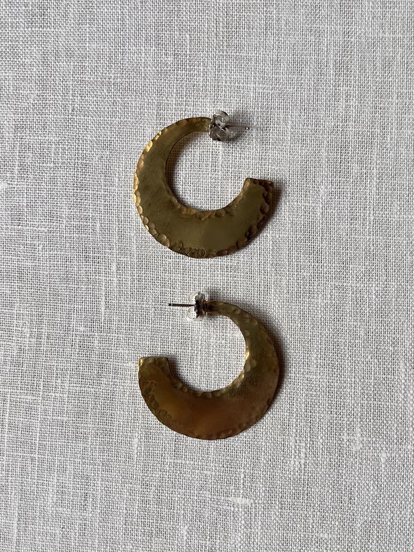Hammered Geometric Hoops