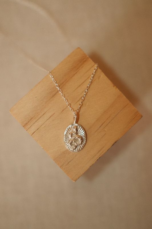 Serpiente Necklace