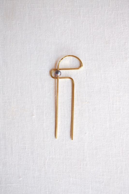 Moon Pearls Hair Fork