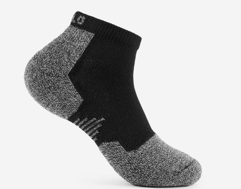 Thorlo Pickleball Light Cushion Low Cut (Black)