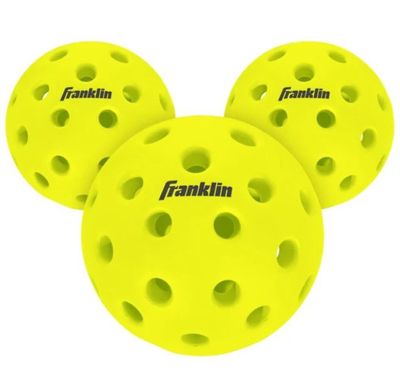 Franklin Silent Serve Quiet Foam Ball - 3 Pack (Vellum)