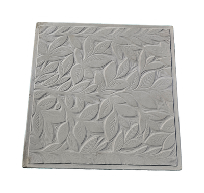 16&quot; x 16&quot; x 2&quot; Leaf Design Stepping Stone
