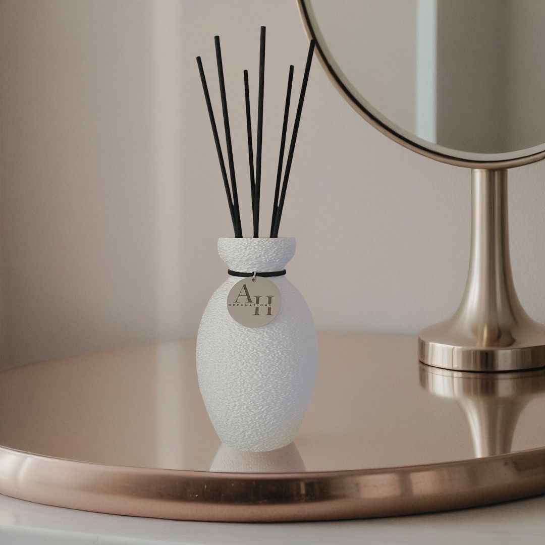 Modern Diffuser – NADA, Size: 12 cm, Color: Milky White