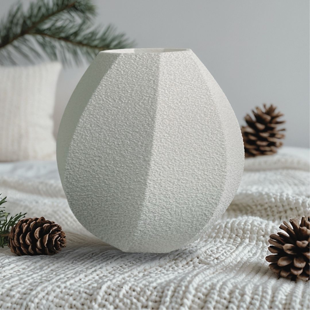 Vase LUNA, Size: 16 cm, Color: Milky White