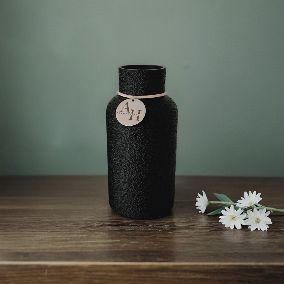 Vase VERA, Color: Tiefschwarz, Size: 16 cm