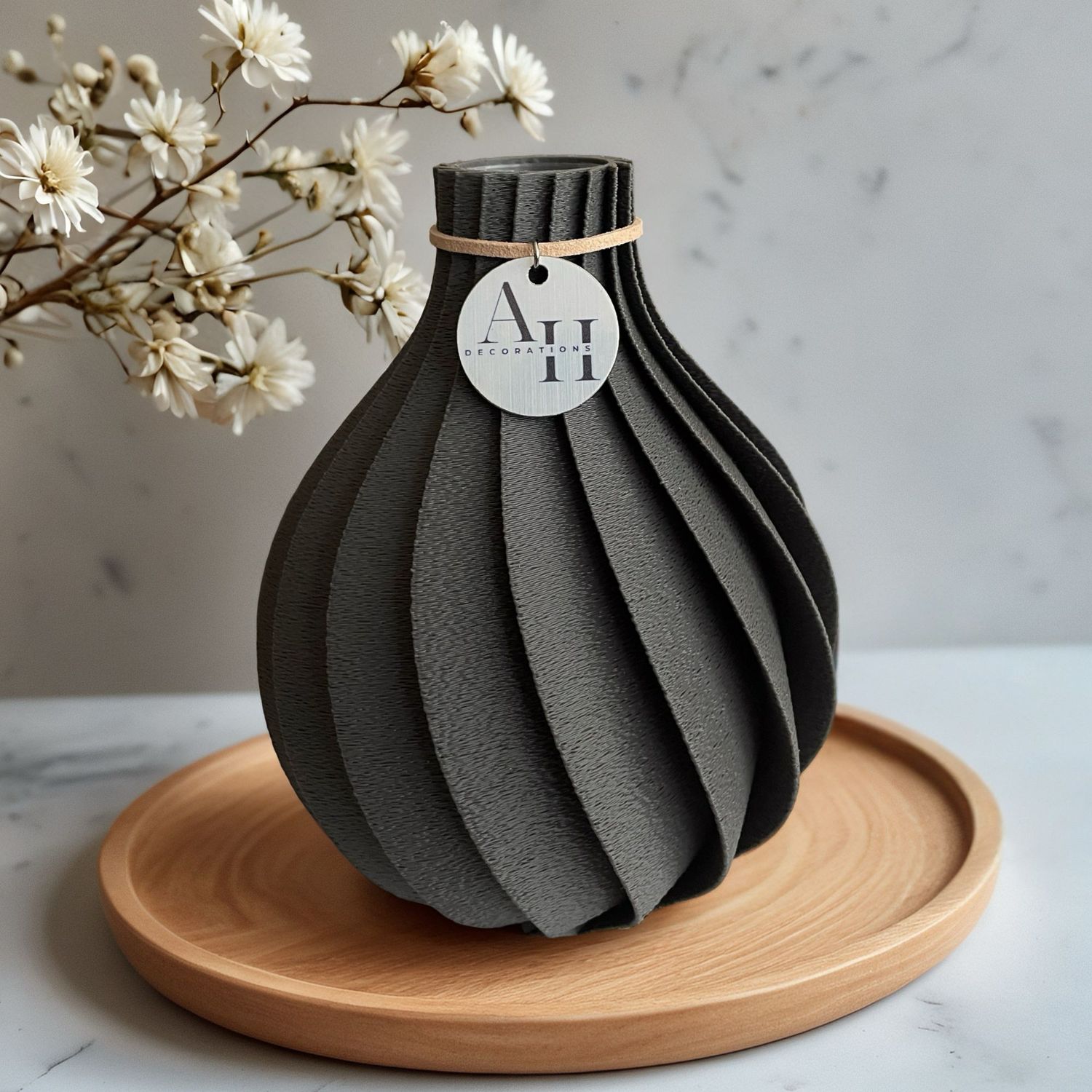 Vase VIVA, Size: 16 cm, Color: Deep Black