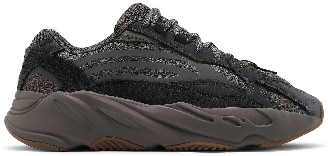 Yeezy Boost 700 V2 &#39;Mauve&#39;