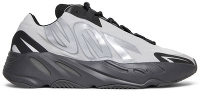 Yeezy Boost 700 MNVN &#39;Metallic&#39;