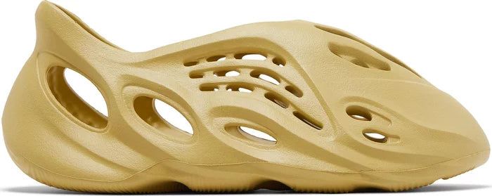 Yeezy Runner Foam ‘Sulfur’