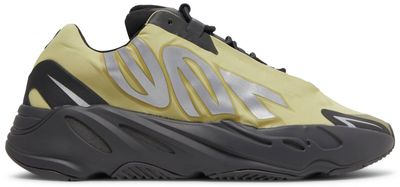 Yeezy Boost 700 MNVN &#39;Resin&#39;