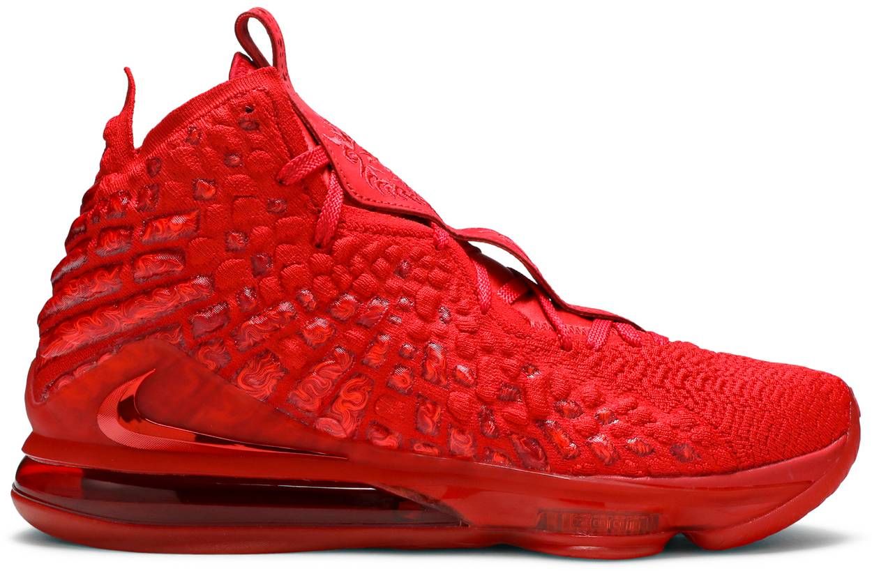 LeBron 17 &#39;Red Carpet&#39;