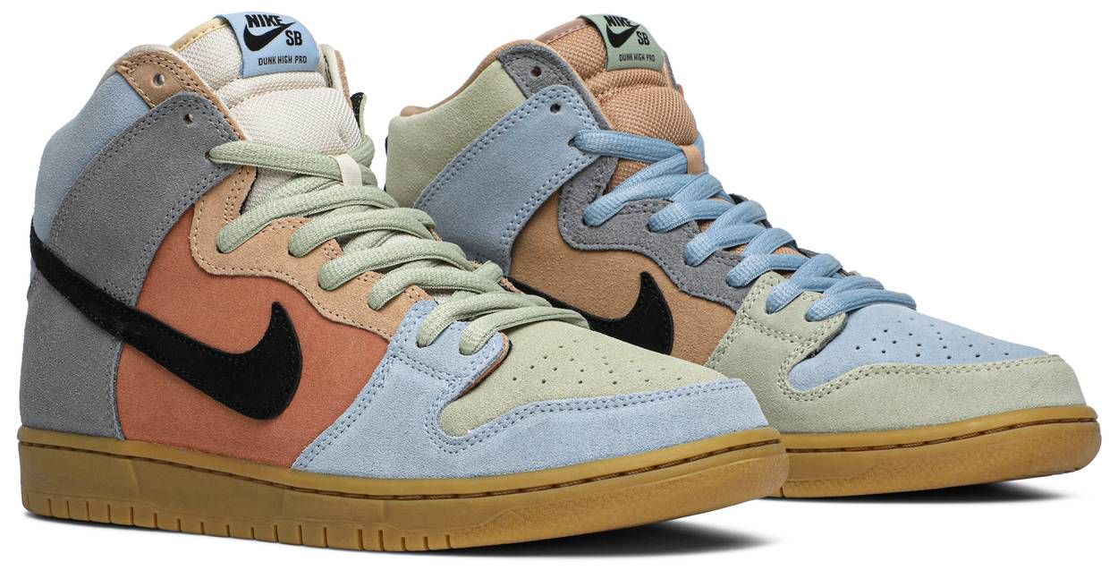 Dunk High Pro SB &#39;Spectrum&#39;