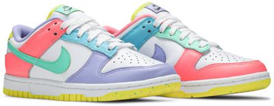 Wmns Dunk Low SE &#39;Easter&#39;