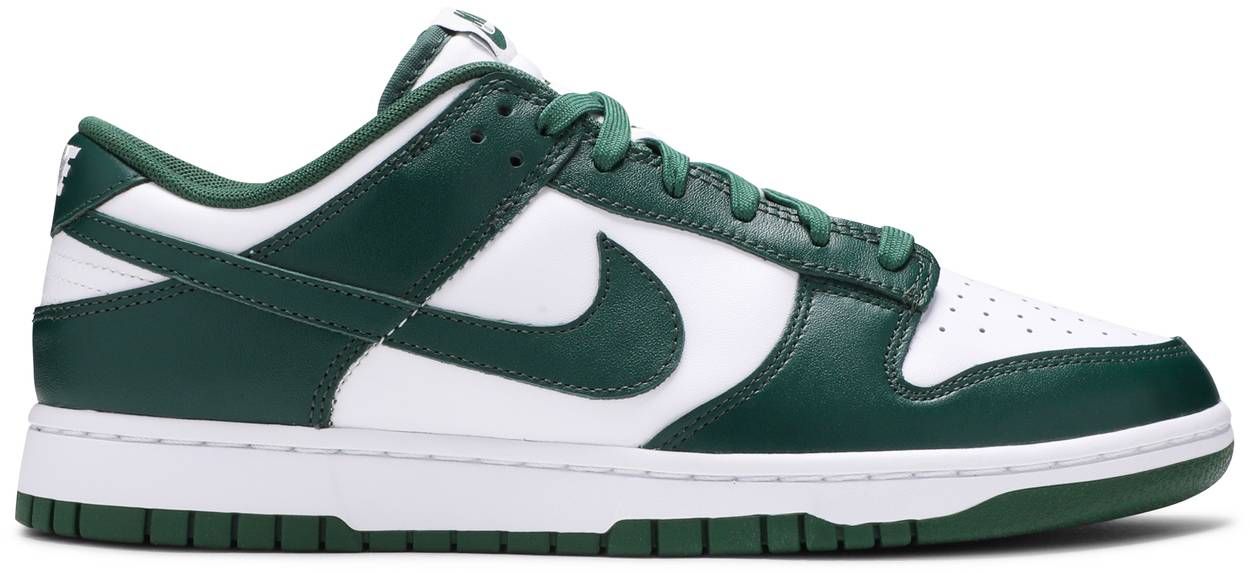 Dunk Low &#39;Michigan State&#39;