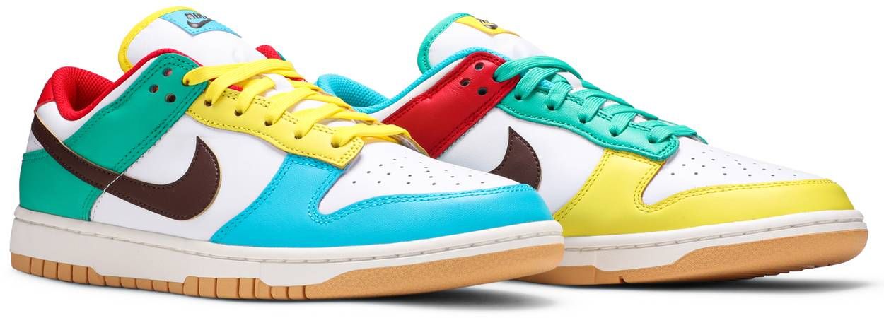 Nike Dunk Low SE &#39;Free.99 - White&#39;
