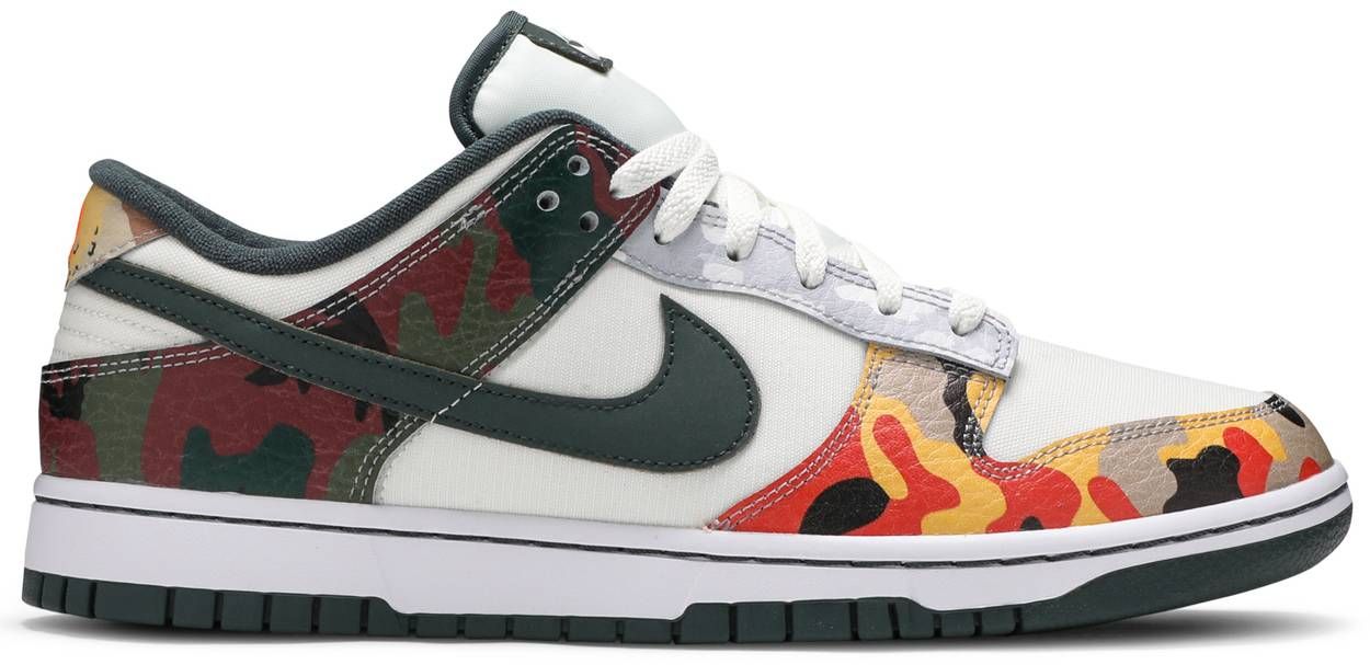 Nike Dunk Low SE &#39;Sail Multi-Camo&#39;