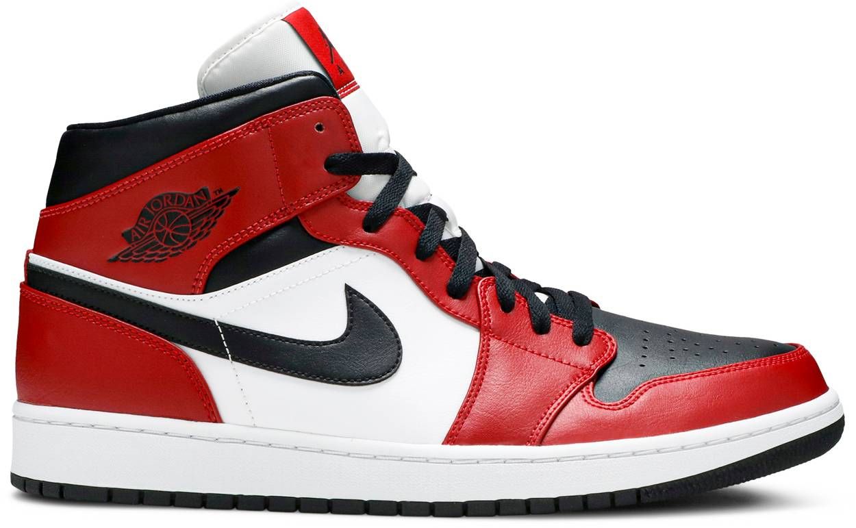 Air Jordan 1 Mid &#39;Chicago Black Toe&#39;