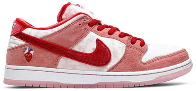 StrangeLove x Dunk Low SB &#39;Valentine&#39;s Day&#39;